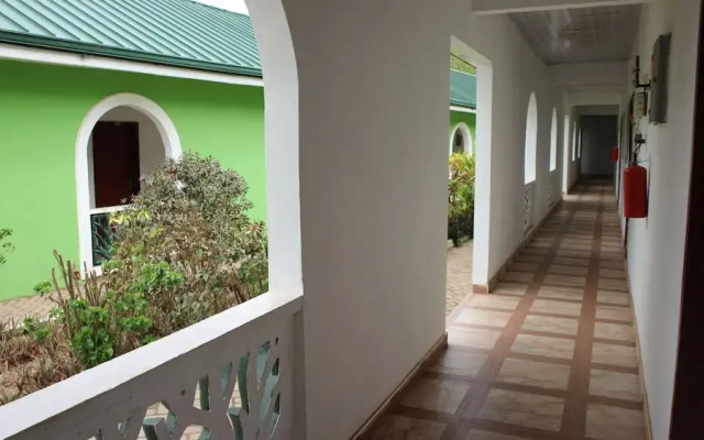 Pioneer Guest Lodge