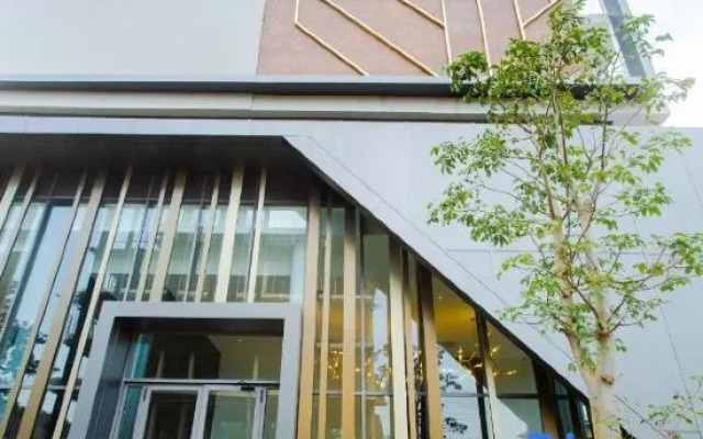 Accra Luxury Apartments @ The Lennox