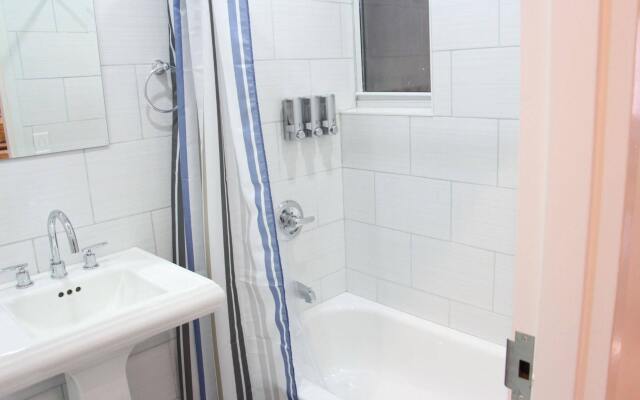 The Topping Three-Bedroom Apartment