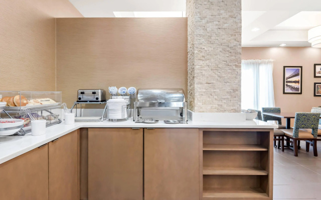 Comfort Suites New Orleans East