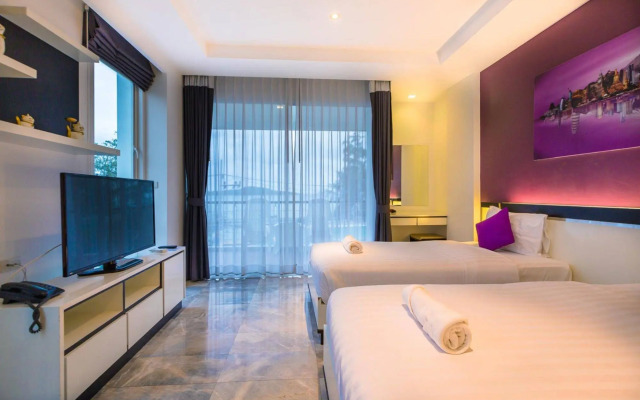 Phuket Seaview Resotel