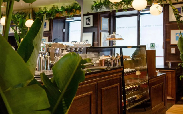 Browns Boutique Hotel