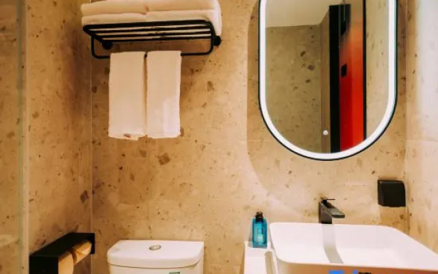 Xingyi Hotel - Beijing Temple of Heaven Dongmen Subway Station