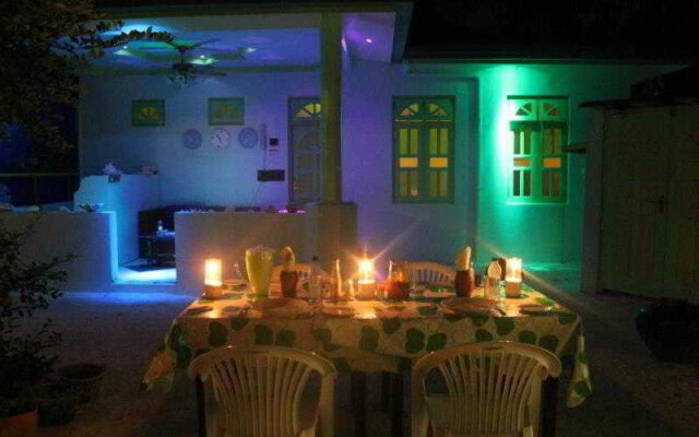 Guraidhoo Corner Tourist House