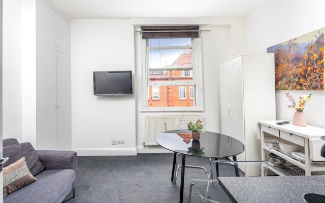 Altido Exceptional 1 Bed Flat In Chelsea