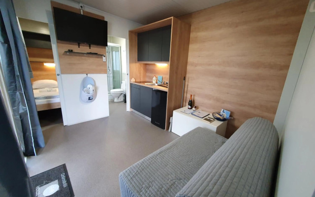 GM House, mobile house near Kolpa river