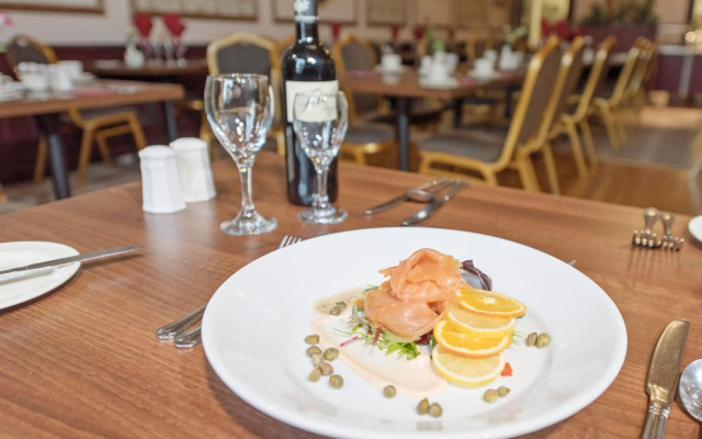 Salutation Hotel