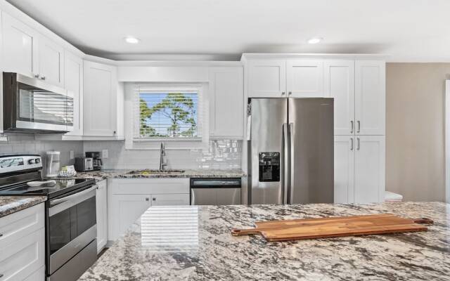 Bay Point Golf Villas by PHG