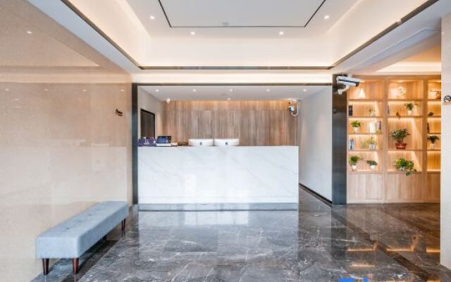 Shanghai Chengan Hotel(Xuhui Binjiang store)