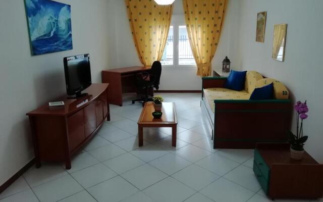 Aigaiou House
