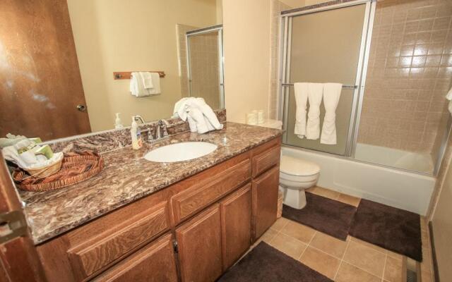 Summit X-ross Roads Condo