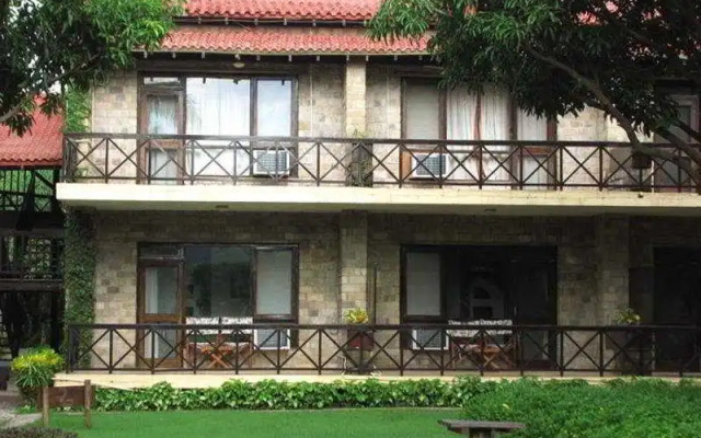 Infinity Resort Kanha