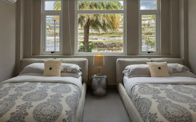 Villa Serenidad by Acomodo