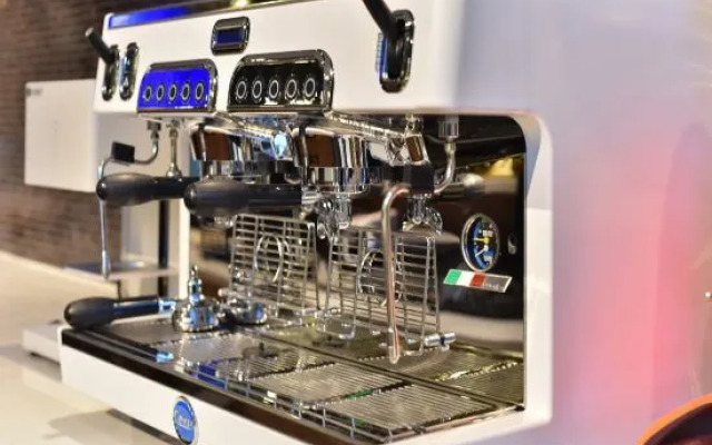 James Joyce Coffetel· Beijing Fengtai Railway Station Lize Business District