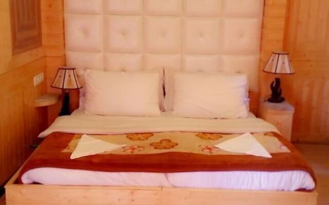 Nezer Homestay
