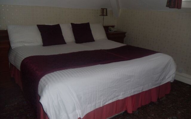 Waverley Hotel