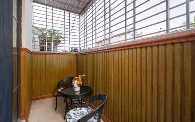 Moonye • Yuetang Design Guesthouse (Haitang Bay)
