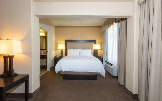 Holiday Inn Express & Suites Jacksonville Airport by IHG