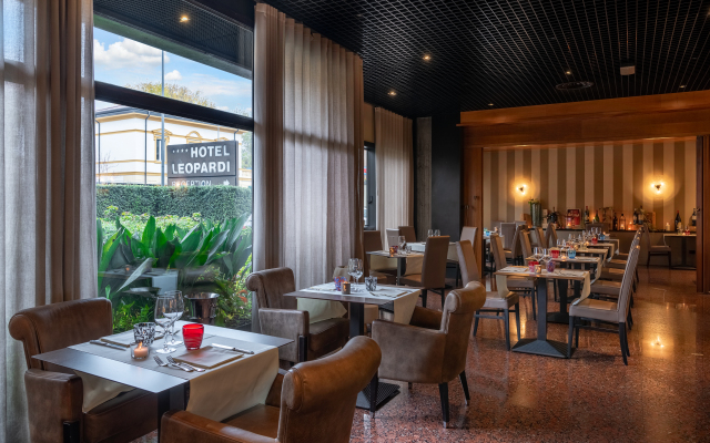 Hotel Leopardi