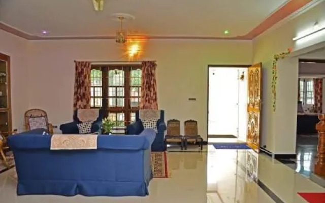 Tea leaf home stay