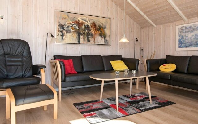 Spacious Holiday Home in Hemmet With Whirlpool