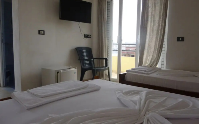 Hotel Real