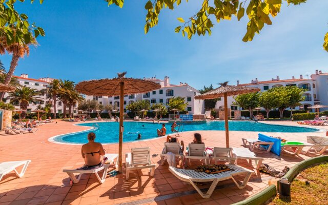 Vista Blanes Apartments