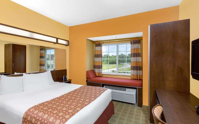 Microtel Inn & Suites by Wyndham Greenville/University Medic