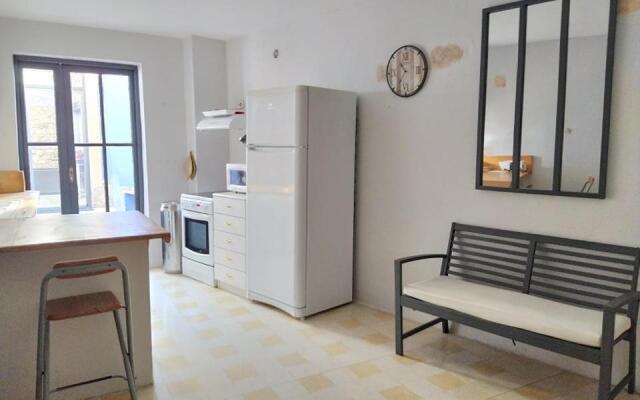 Appartement au coeur du village- Ref12