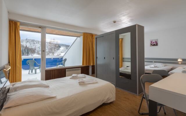 Le Domaine du Mongade by Popinns