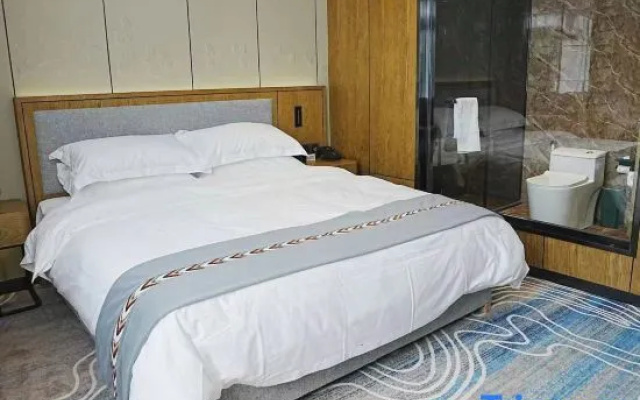 Yichun Yuhao Business Hotel