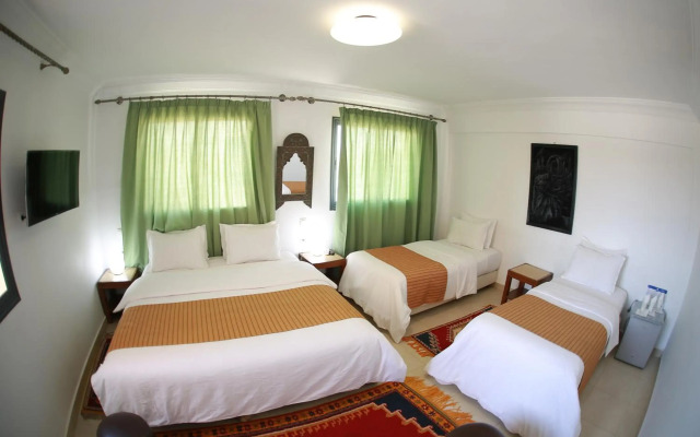 Hotel Rose Valley