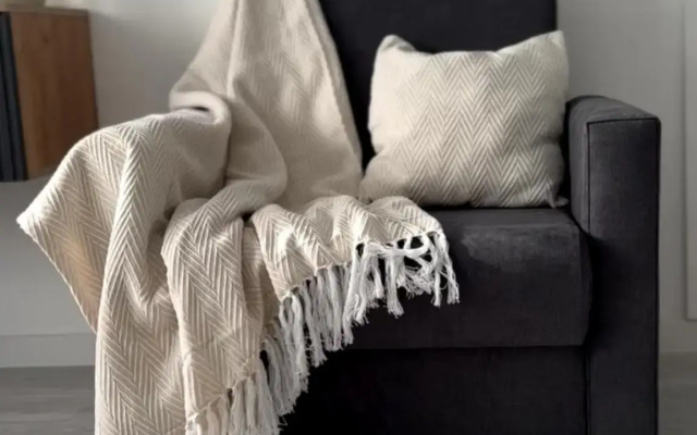 Новая, дизайнерская студия с панорамным видом