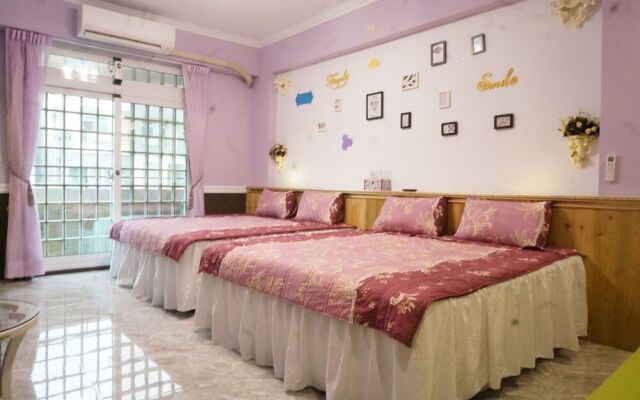 Holby No.8 Elevator Homestay