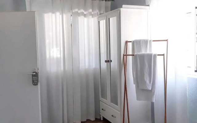 House Sidro, Stari Grad