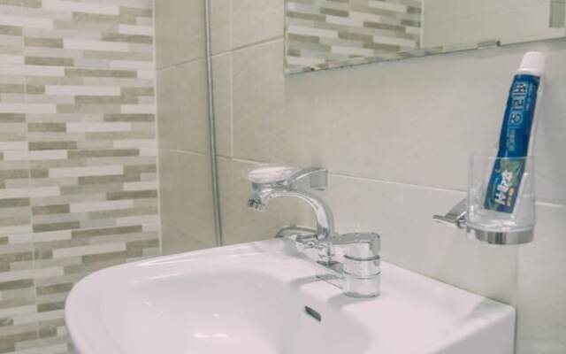 Talk Guest House - Hostel