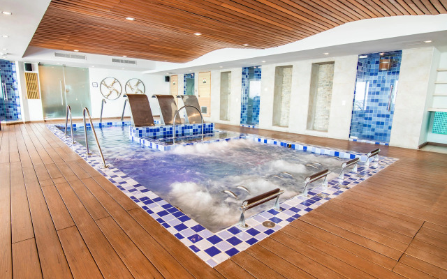 Zuana Beach Resort