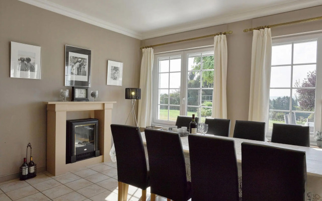 Theux Villa With Sauna