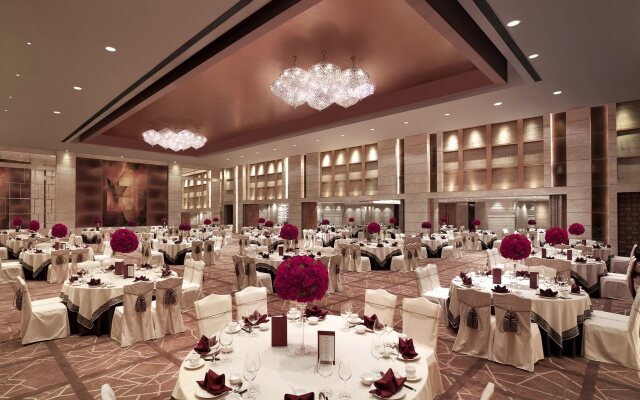 New World Dalian Hotel