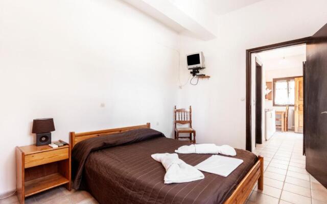 One Bedroom Apartment With Kitchenette# 12 A