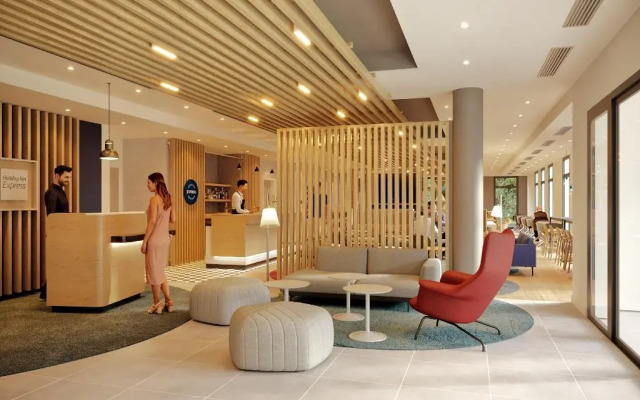 Holiday Inn Express Marne La Vallee Val D Europe