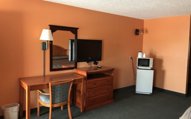 American Inn Cleburne