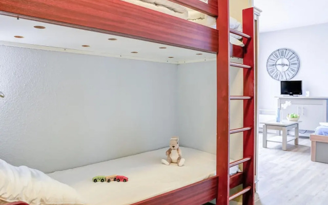 Apartment in Collioure With Stunning Sea Views