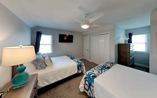 Beachin' Time by Southern Vacation Rentals