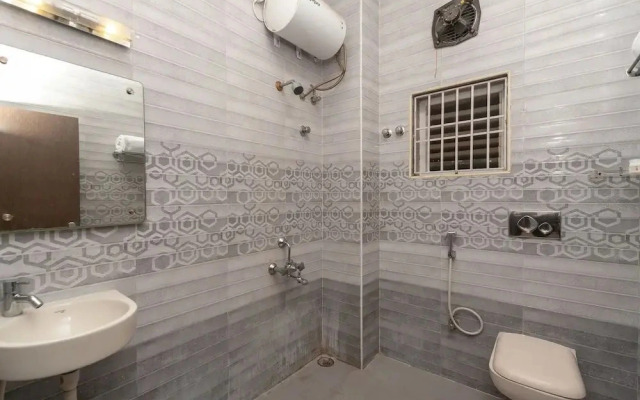 MM Residency By OYO Rooms