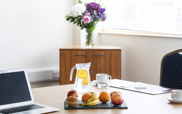 St Giles Heathrow Hotel
