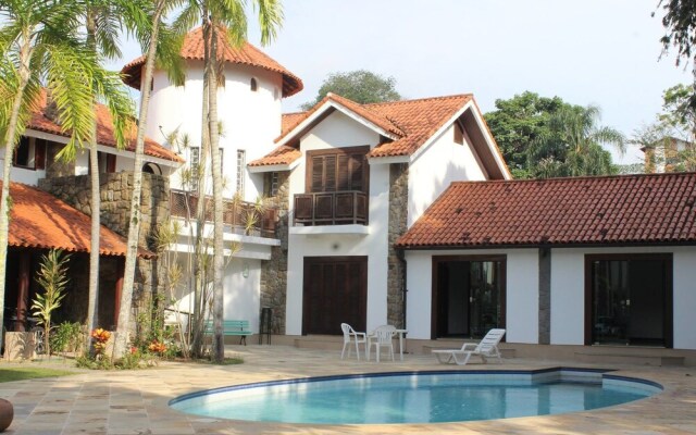 Mansão Residence & Club