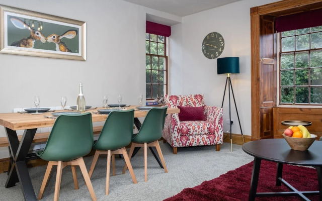 Watermouth Castle, Rhododendron Apartment