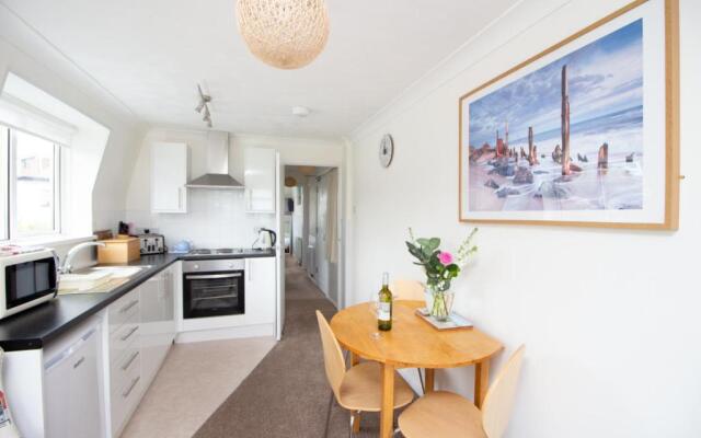 Three Beaches Holiday Apartments - close to Goodrington beach in Paignton