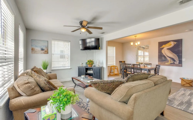 Walk to Beach: Family Getaway in Pensacola